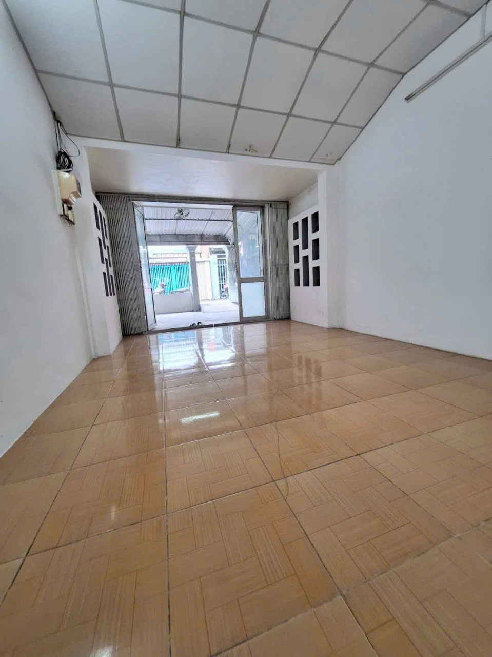 BÁN NHÀ MẶT TIỀN TRUNG TÂM P. CÁI RĂNG, GIÁ CHỈ 2 TỶ 850 TRIỆU