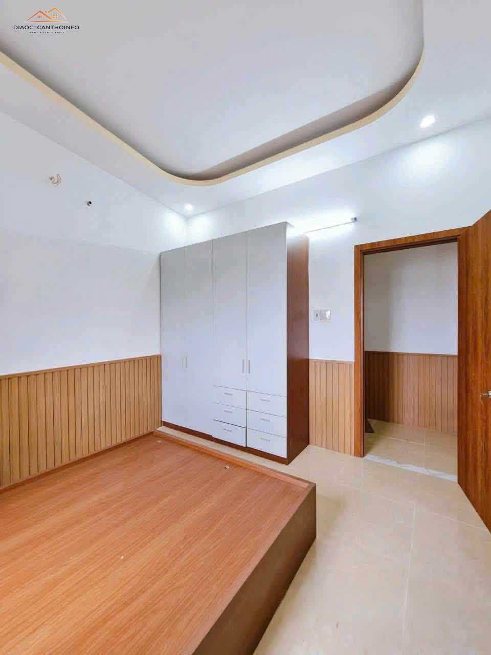 Nhà 1 Trệt 1 Lầu Mới Đẹp, Cách Hồ Bún Xáng 10M, P. Tân An, Cần Thơ